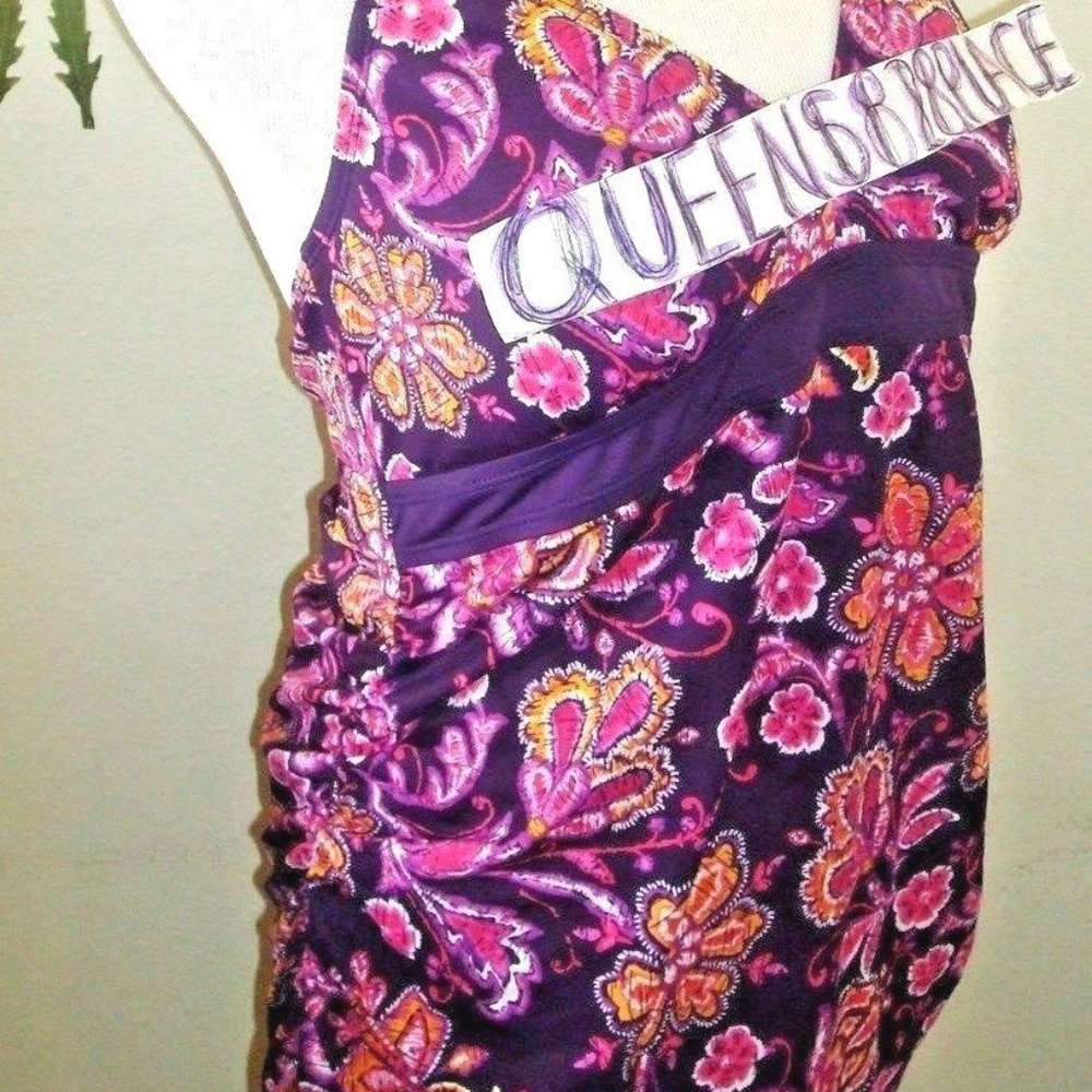 Motherhood Maternity Purple floral tankini swimsuit Top size Medium Excellent - Picture 4 of 6